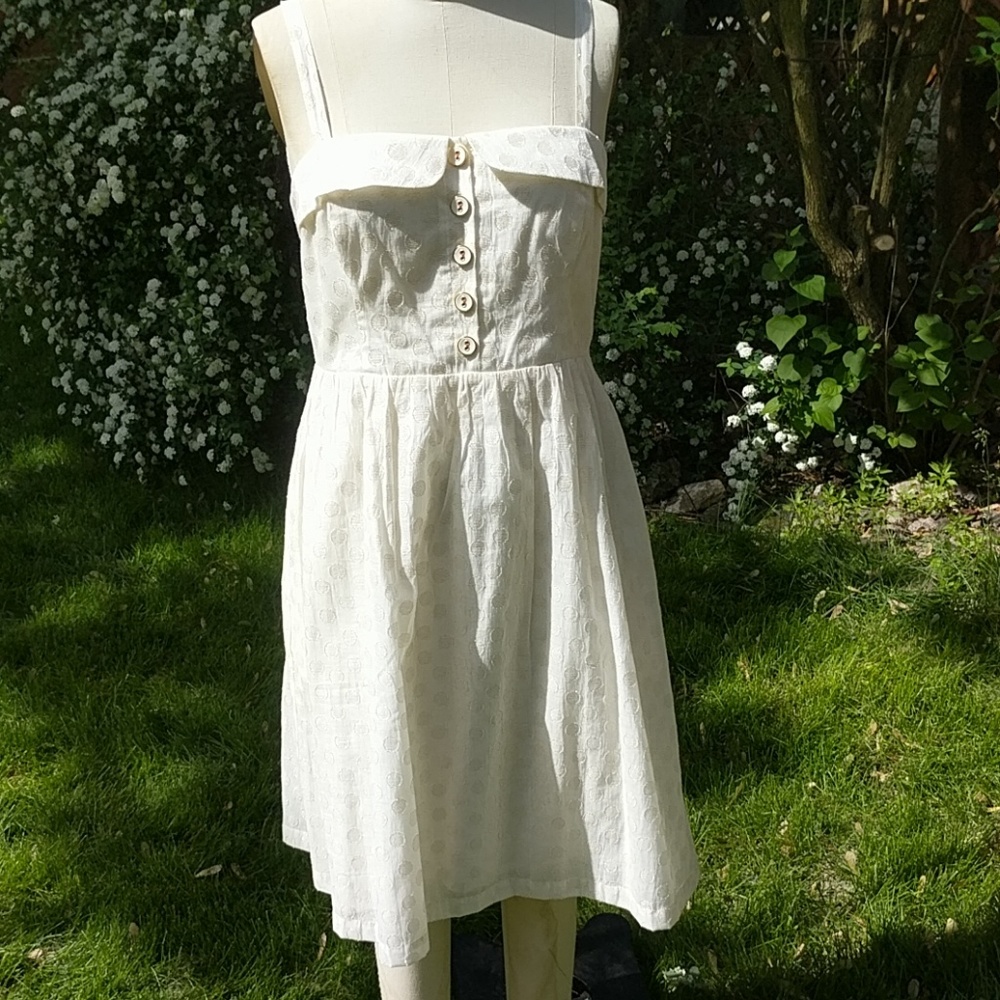 Anthropologie Maeve dress MIDI 12 dots cream